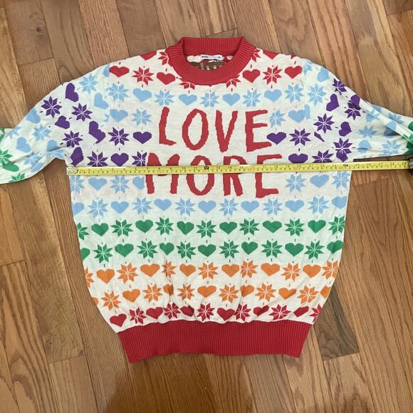 Hulu Love More Rainbow Heart Snowflake Christmas Sweater Men XL Graphic Pullover - Picture 6 of 10